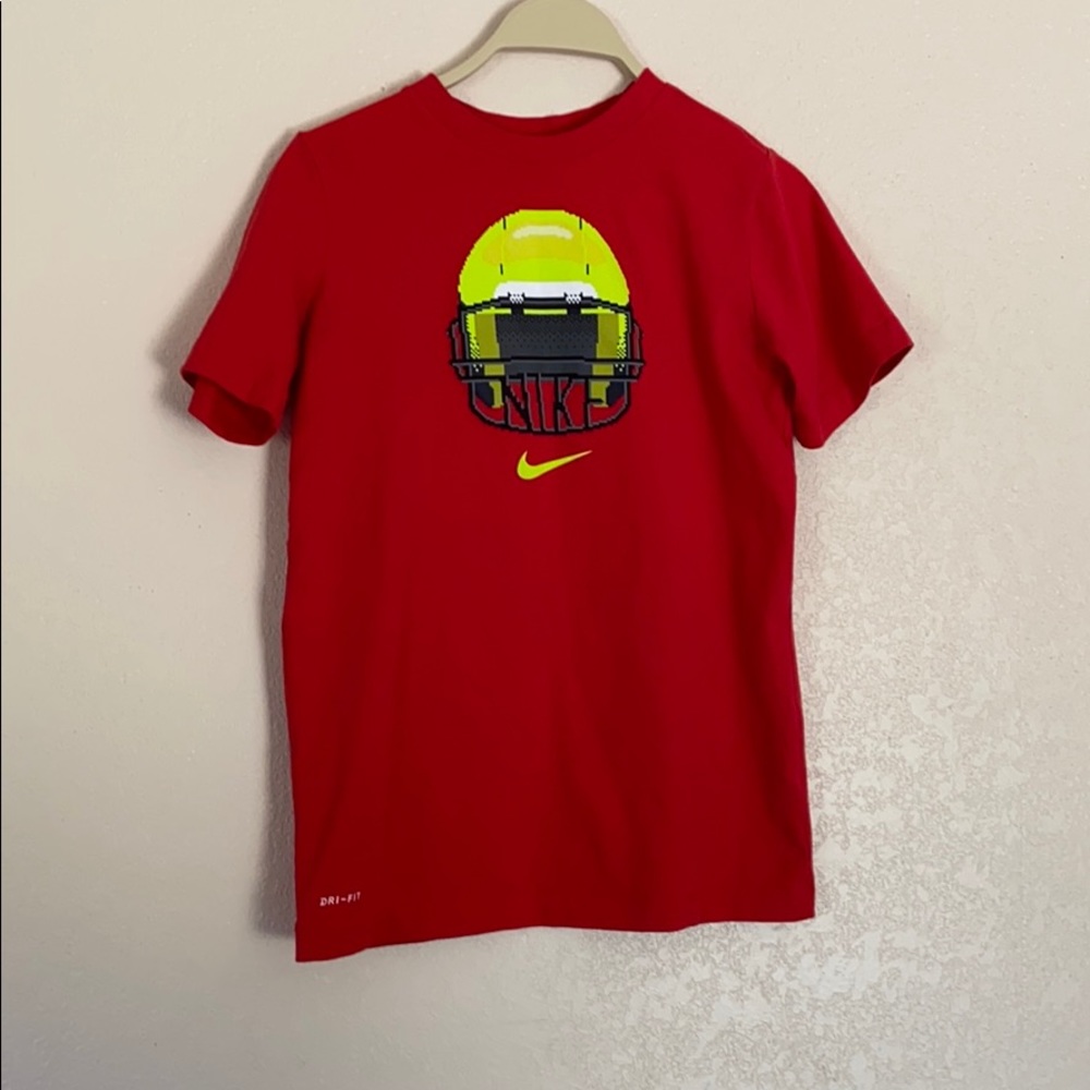 Boy’s Nike Dri-fit T-shirt Size LG